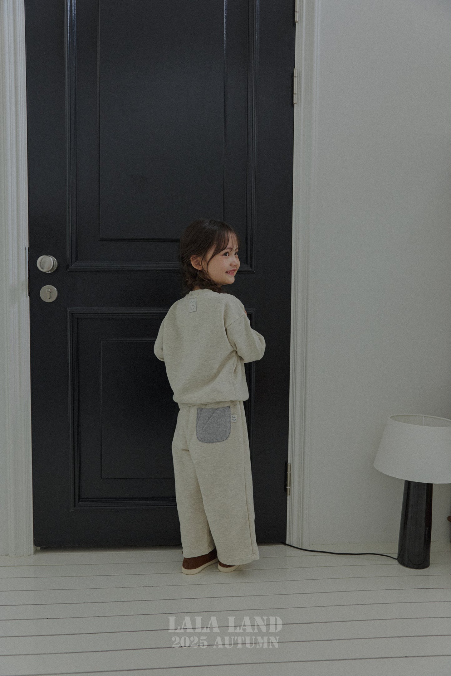 Button Sweatshirt