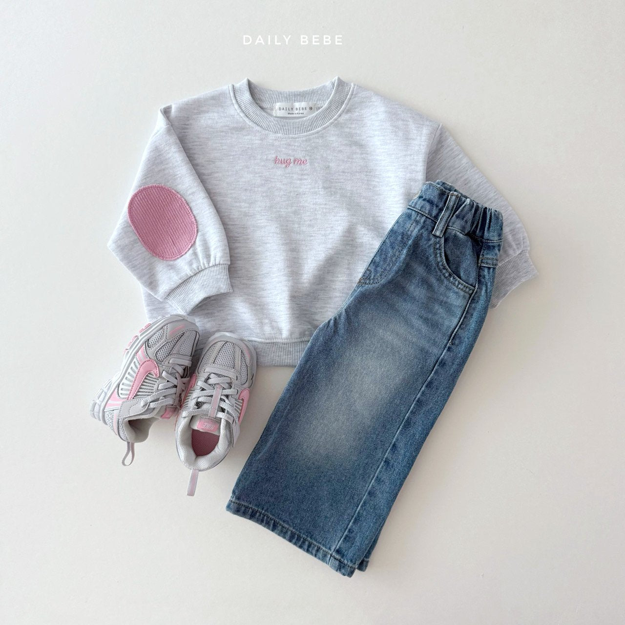 Hug Me Elbow Patch Sweatshirt