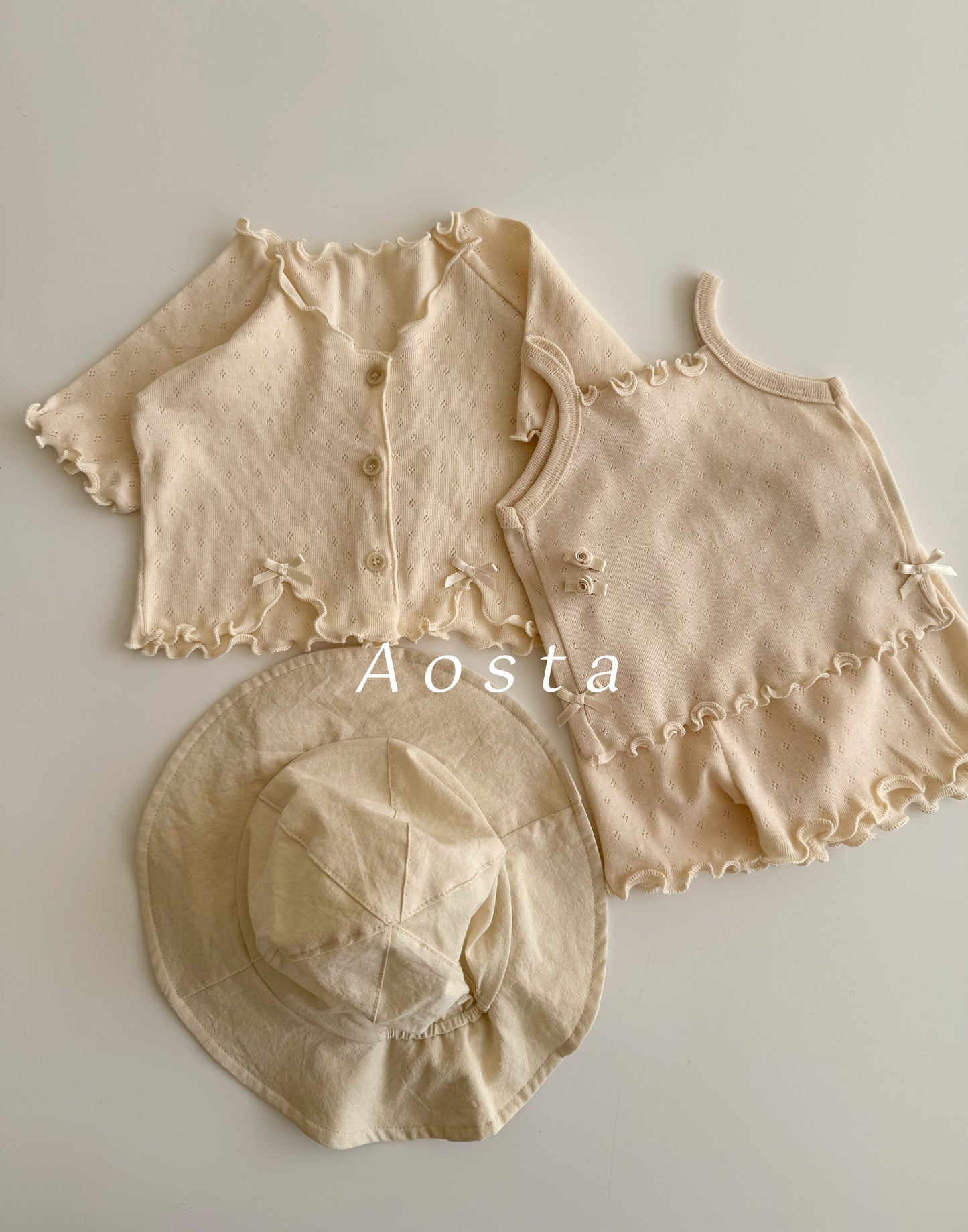 Camellia sleeveless T