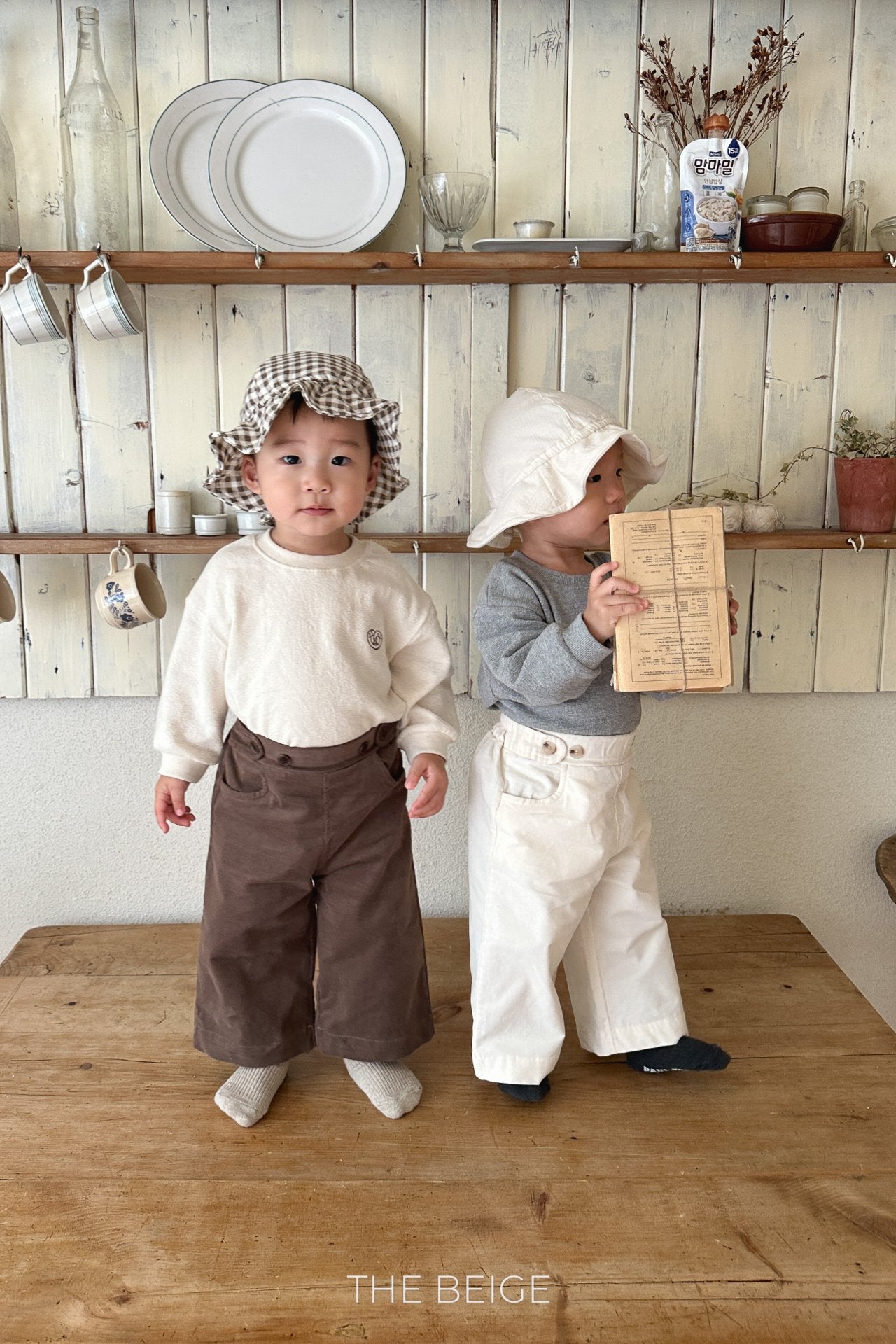 Button Strap Stretch Pants