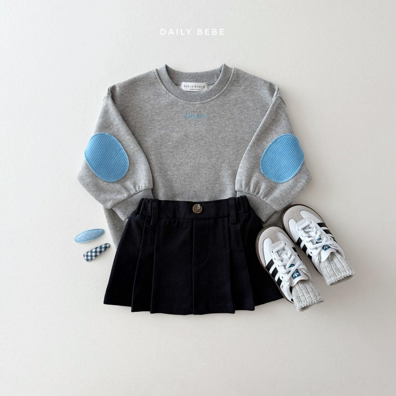Hug Me Elbow Patch Sweatshirt