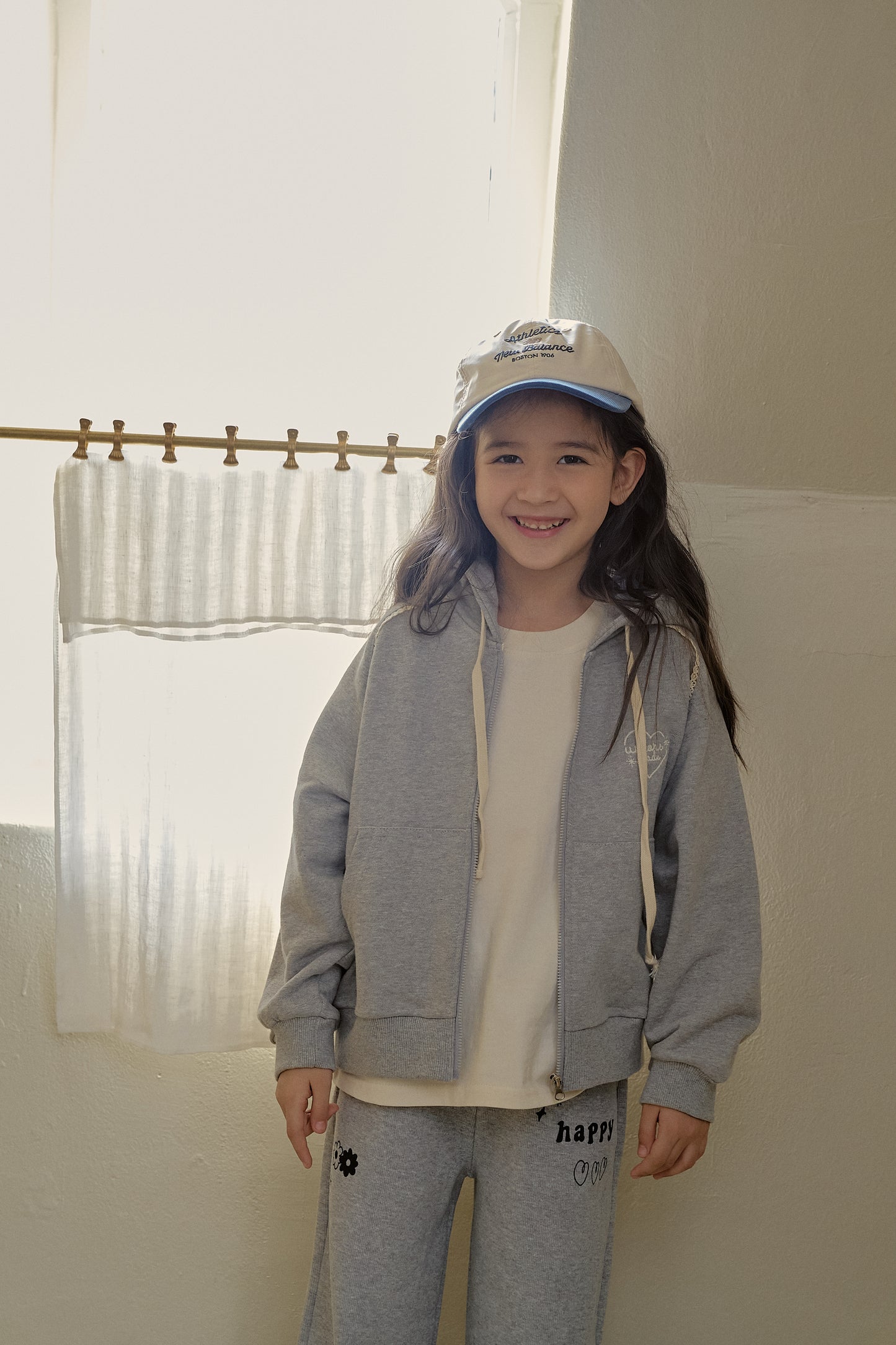 momoann Zip-Up Hoodie