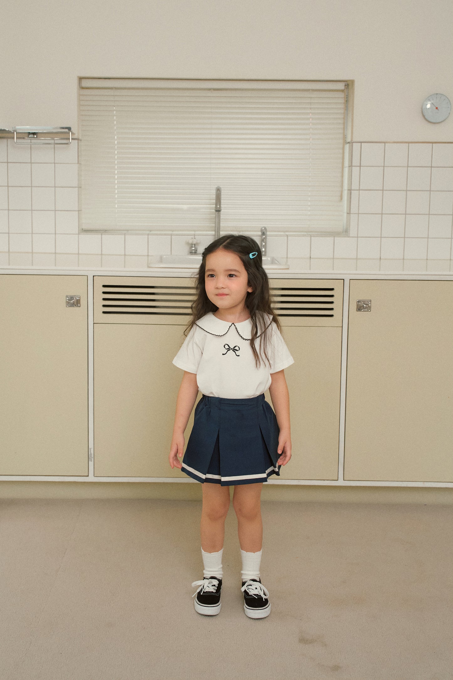 Pin-Collar Ribbon T