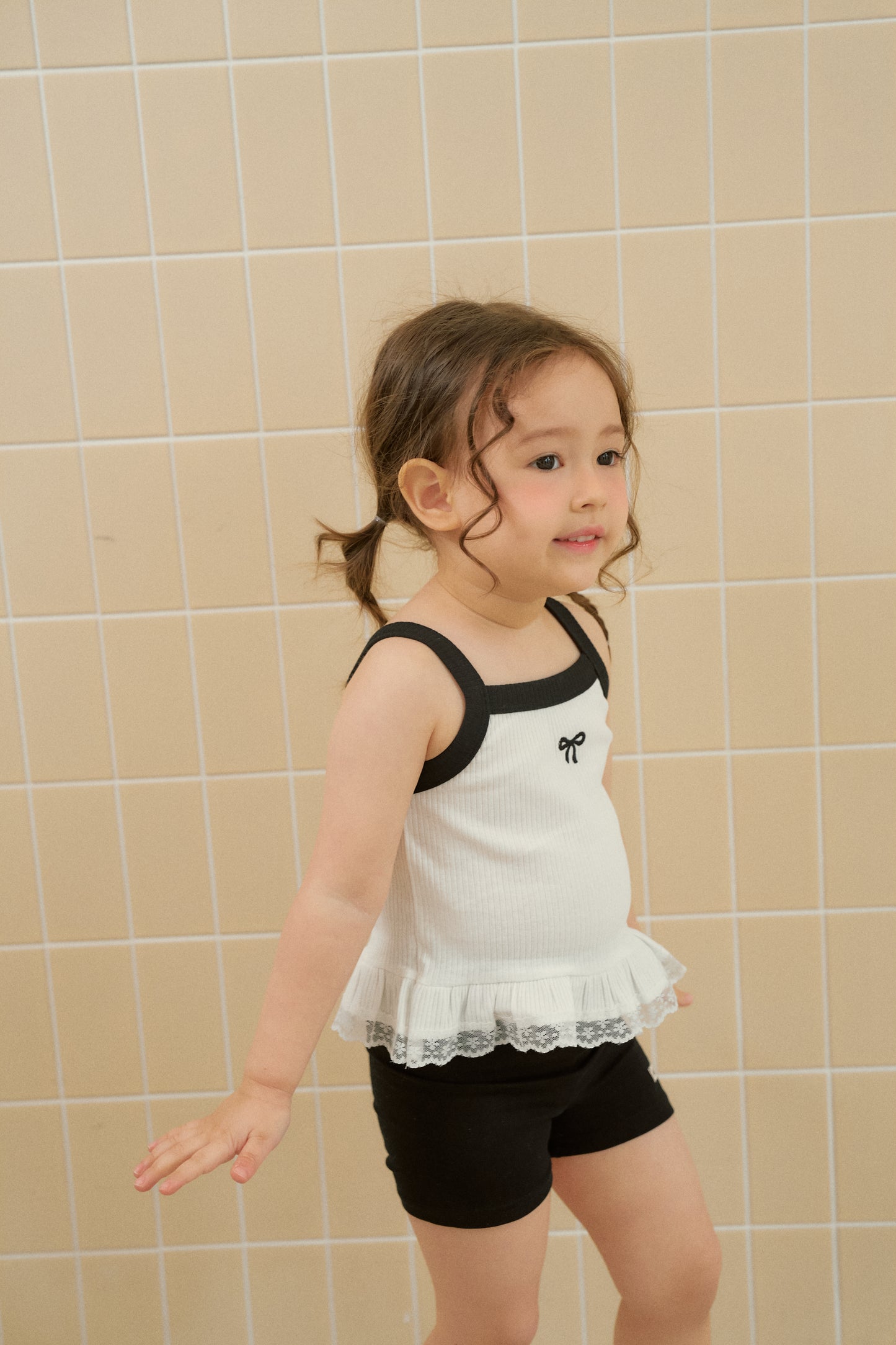 Frill Sleeveless T