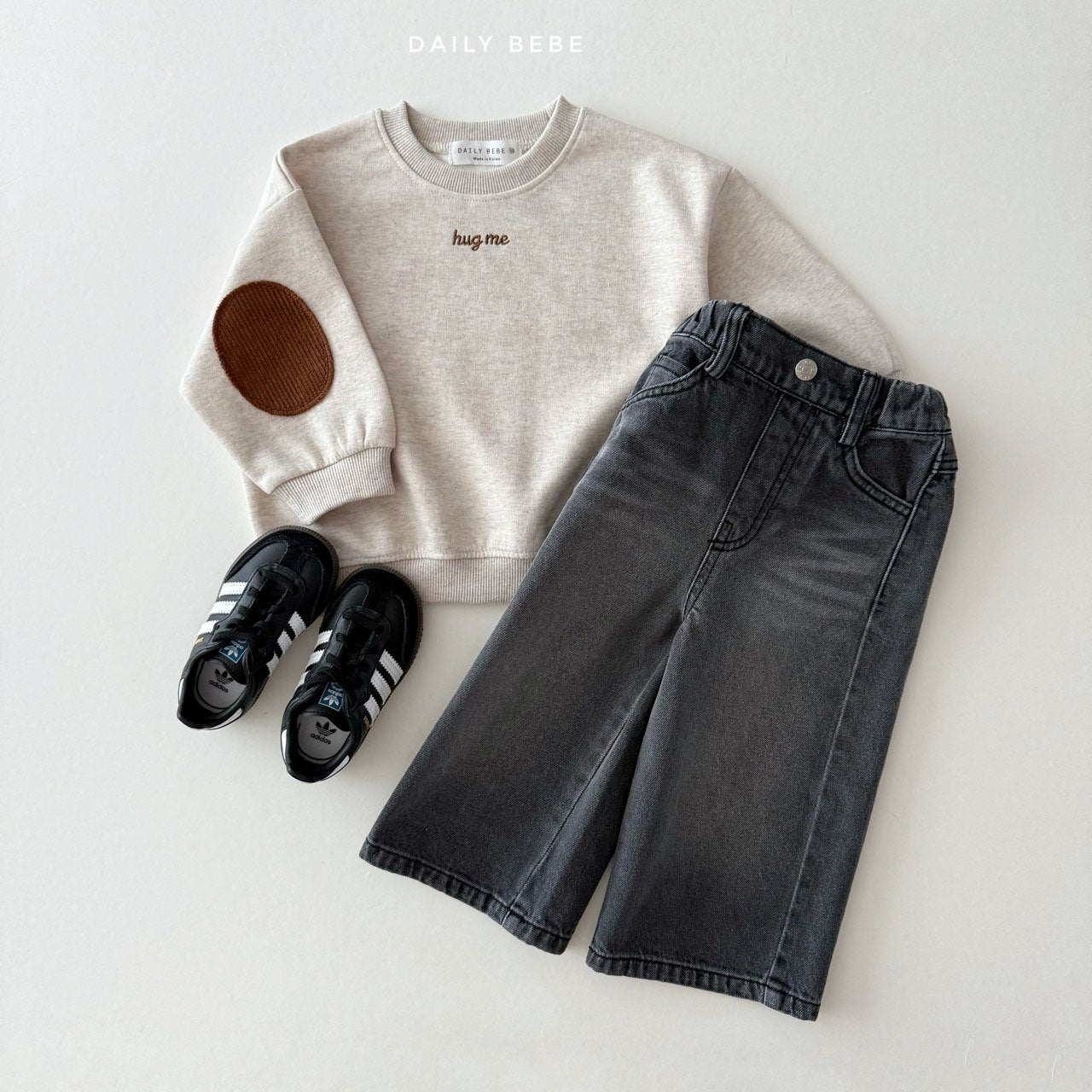 Hug Me Elbow Patch Sweatshirt