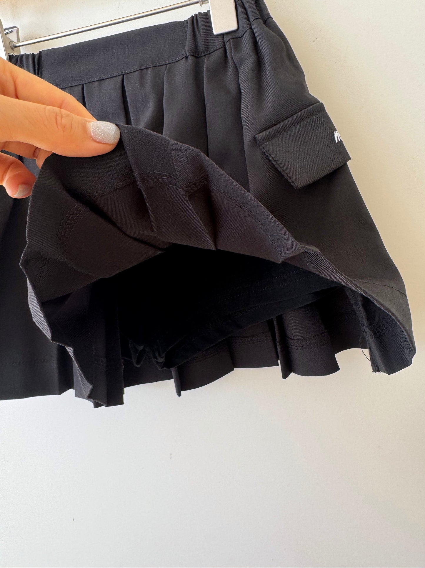 momoann Day Pleated Skirt