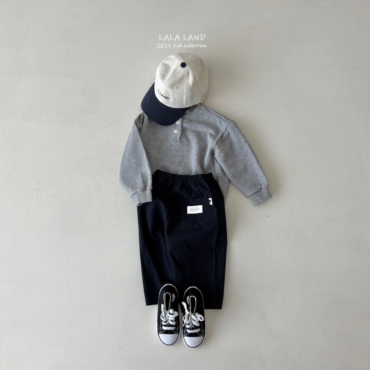 Button Sweatshirt