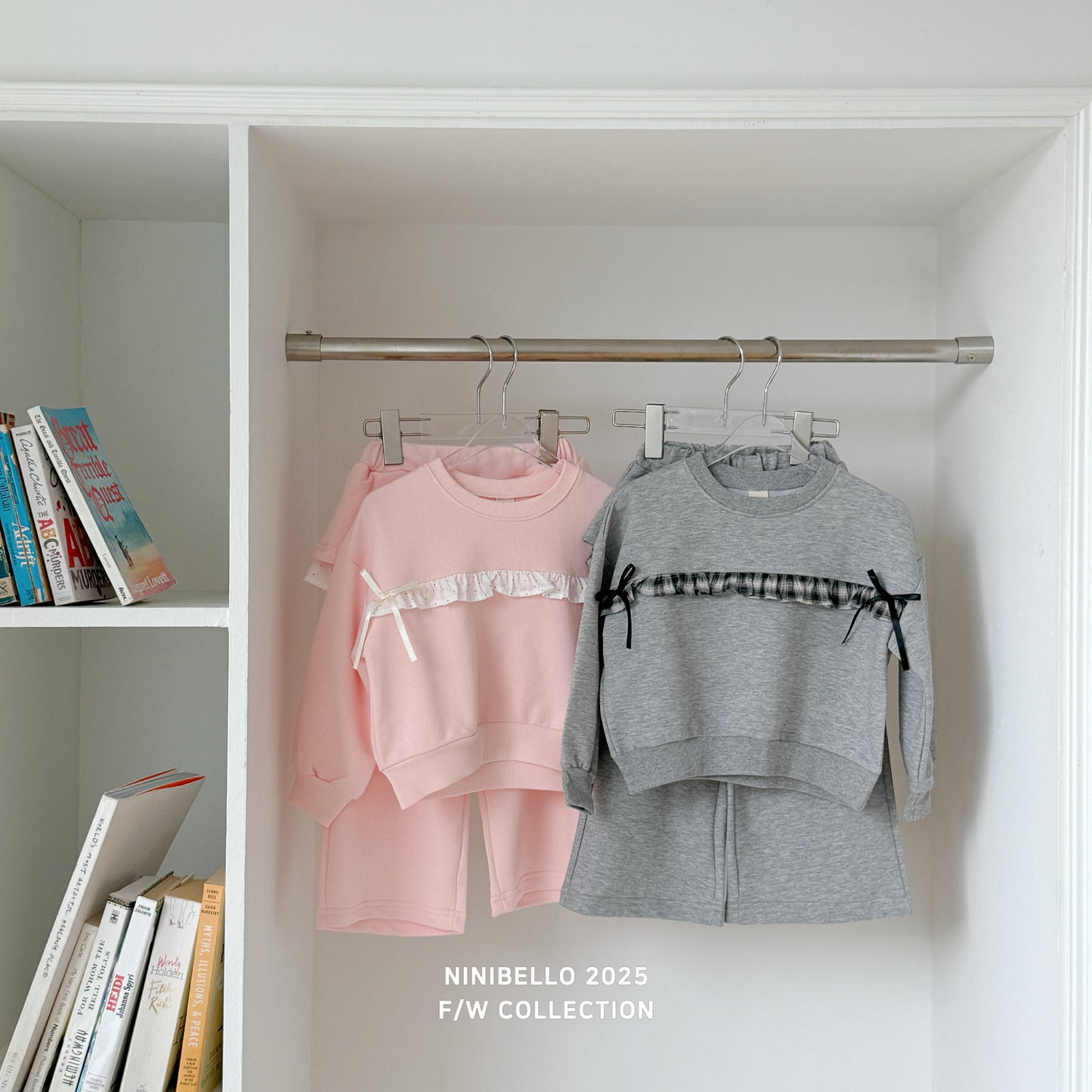 Ribbon Frill Sweatshirt