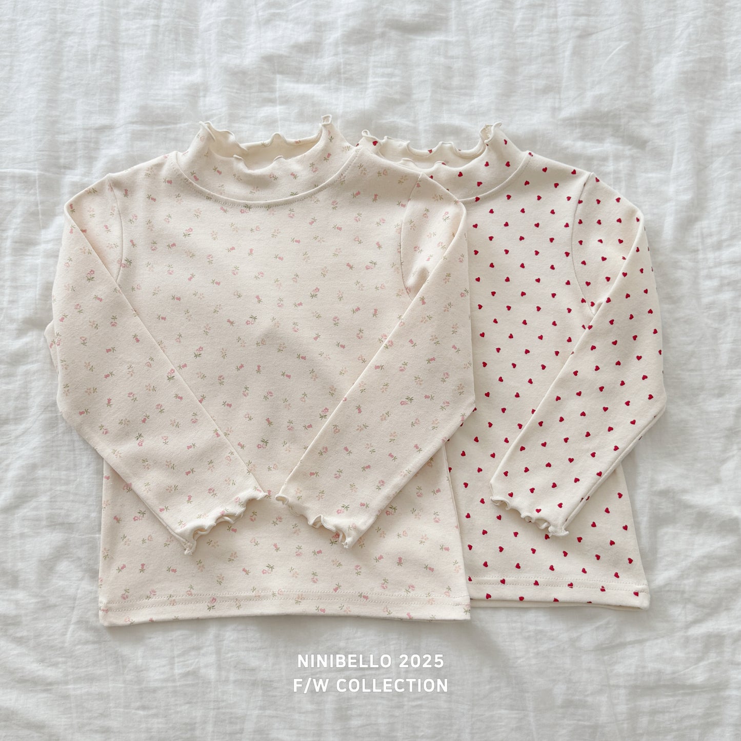 Shushu Turtleneck Tee
