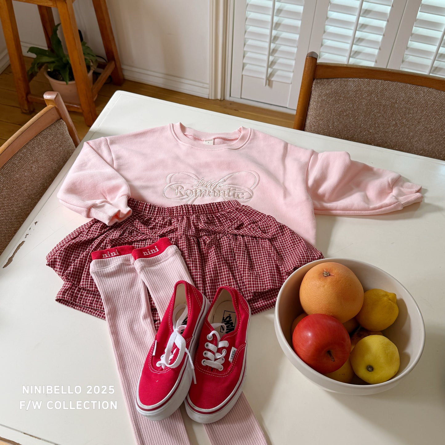 Romantic Crop Sweatshirt