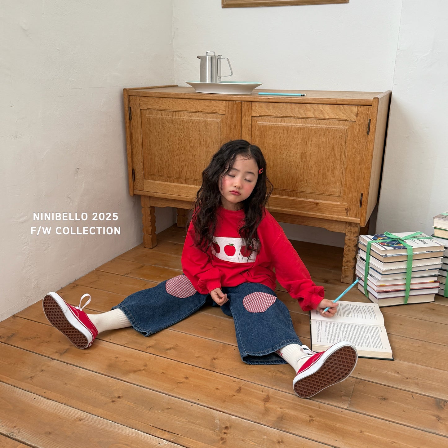 Apple Patch Sweatshirt