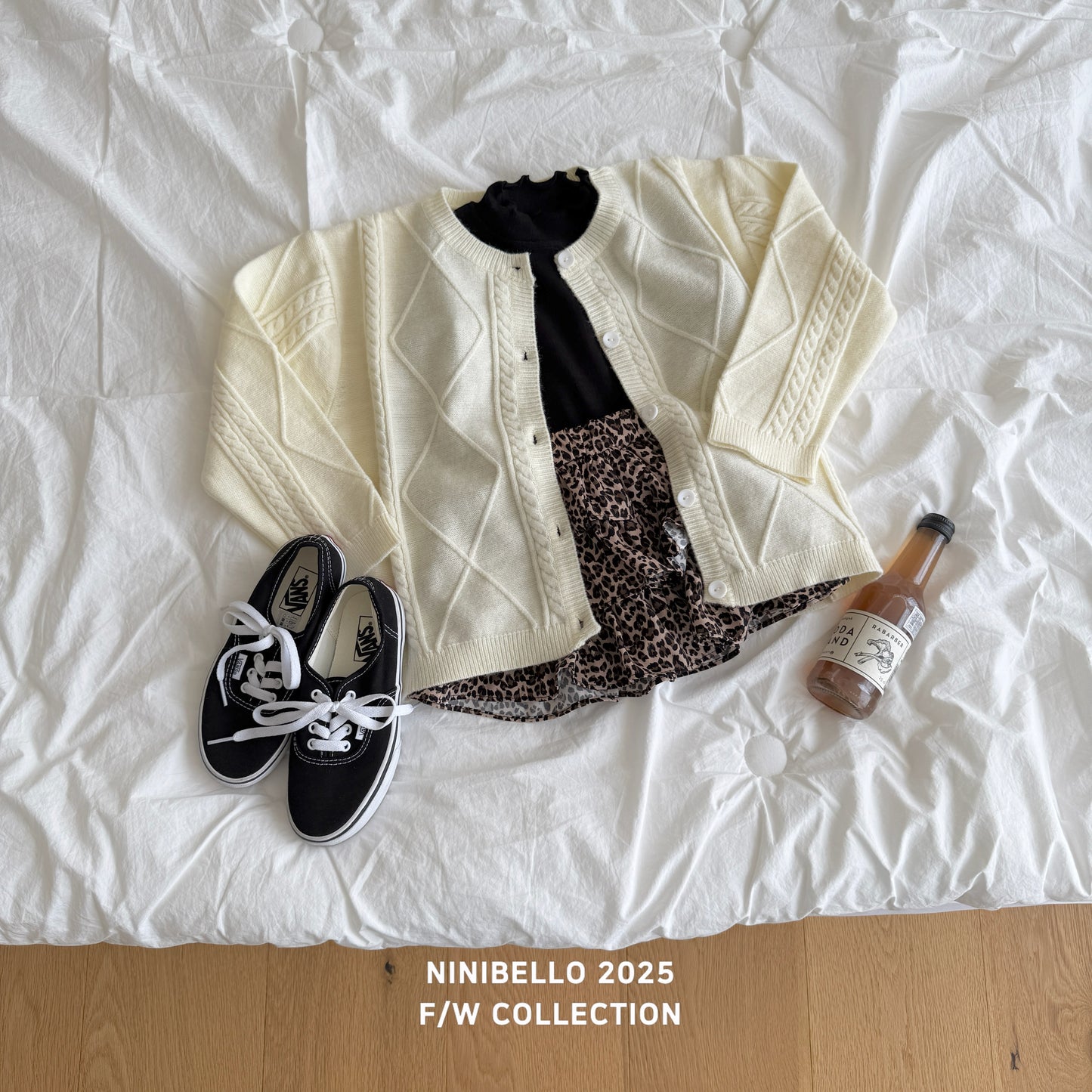 Shushu Turtleneck Tee