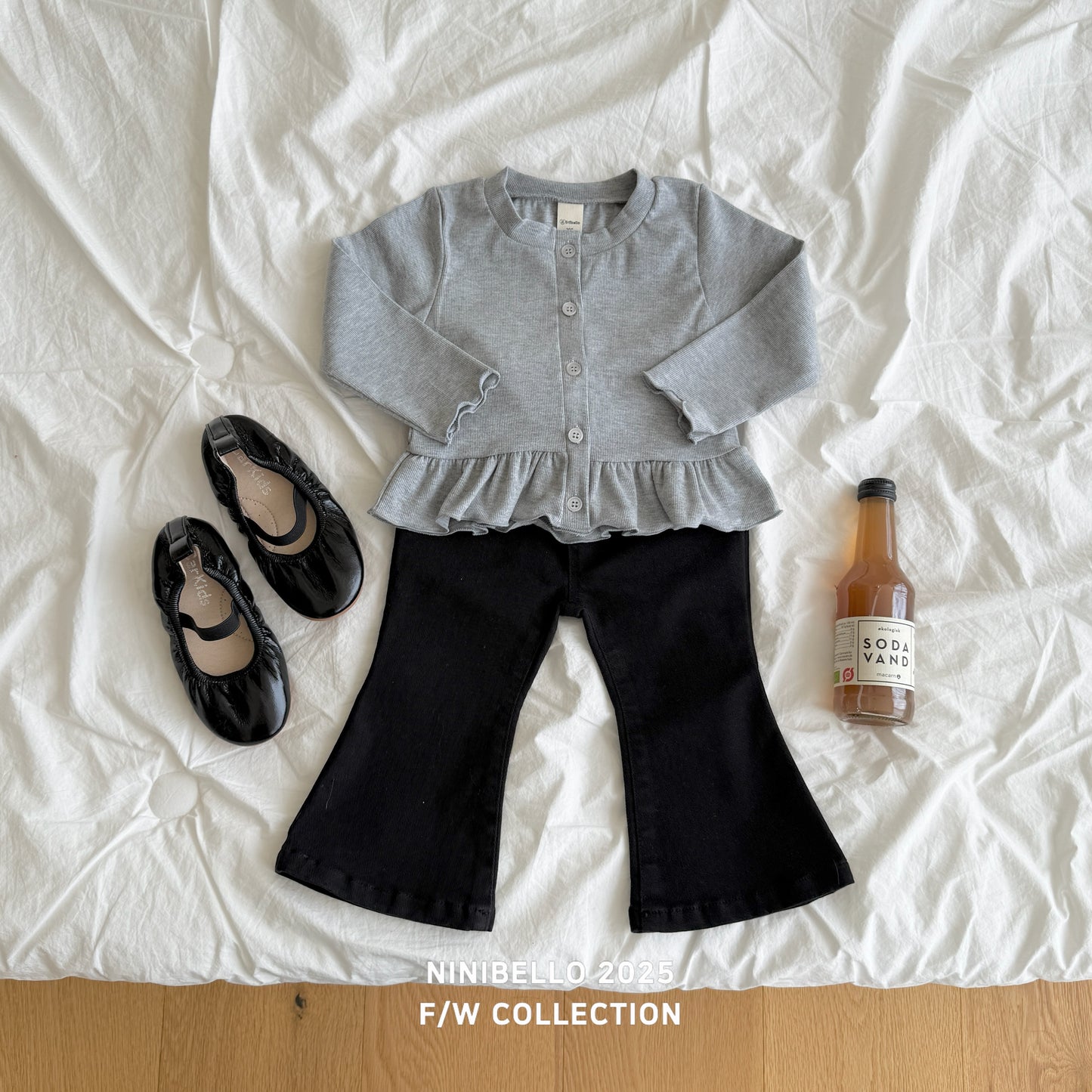 Ribbed Ruffle Cardigan