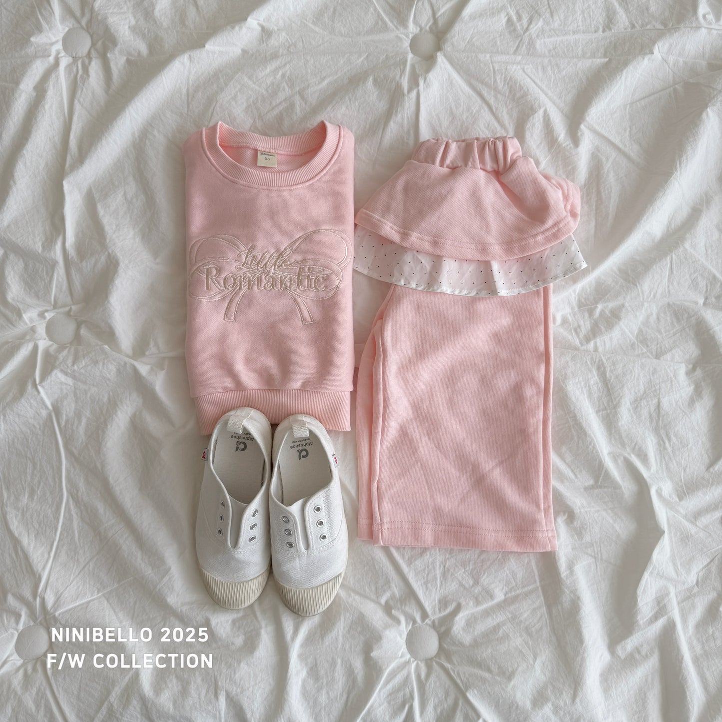 Romantic Crop Sweatshirt