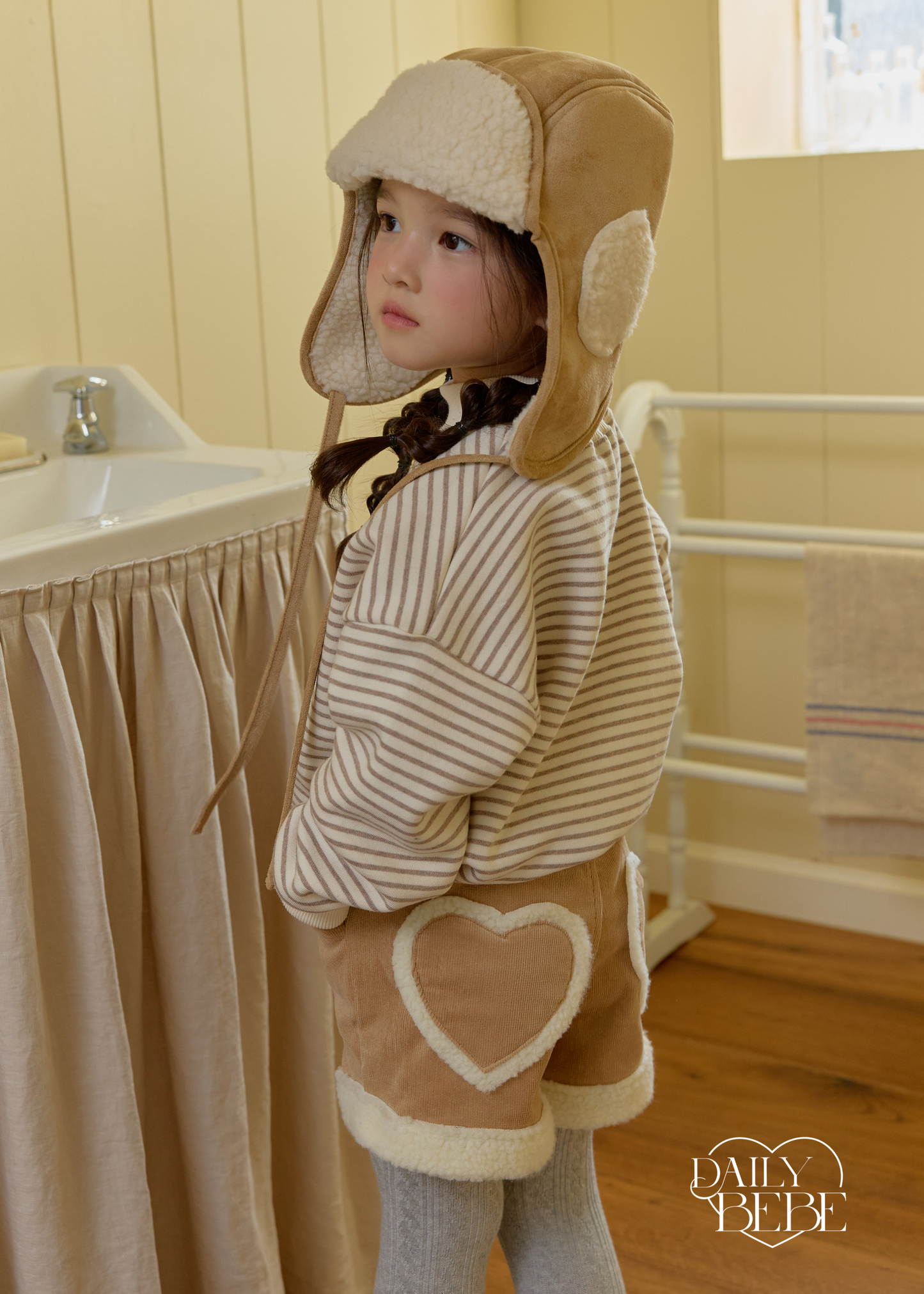 Puppy Mockneck Sweatshirt