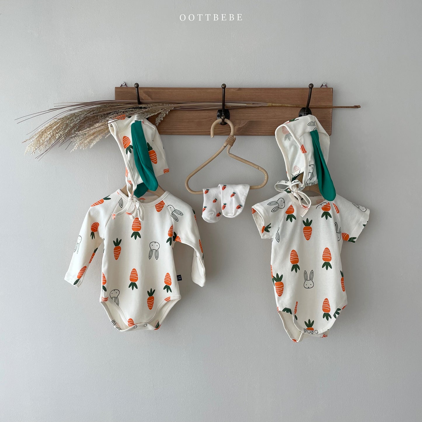 Carrot Bunny Baby Set(Bodysuit + Bonnet)