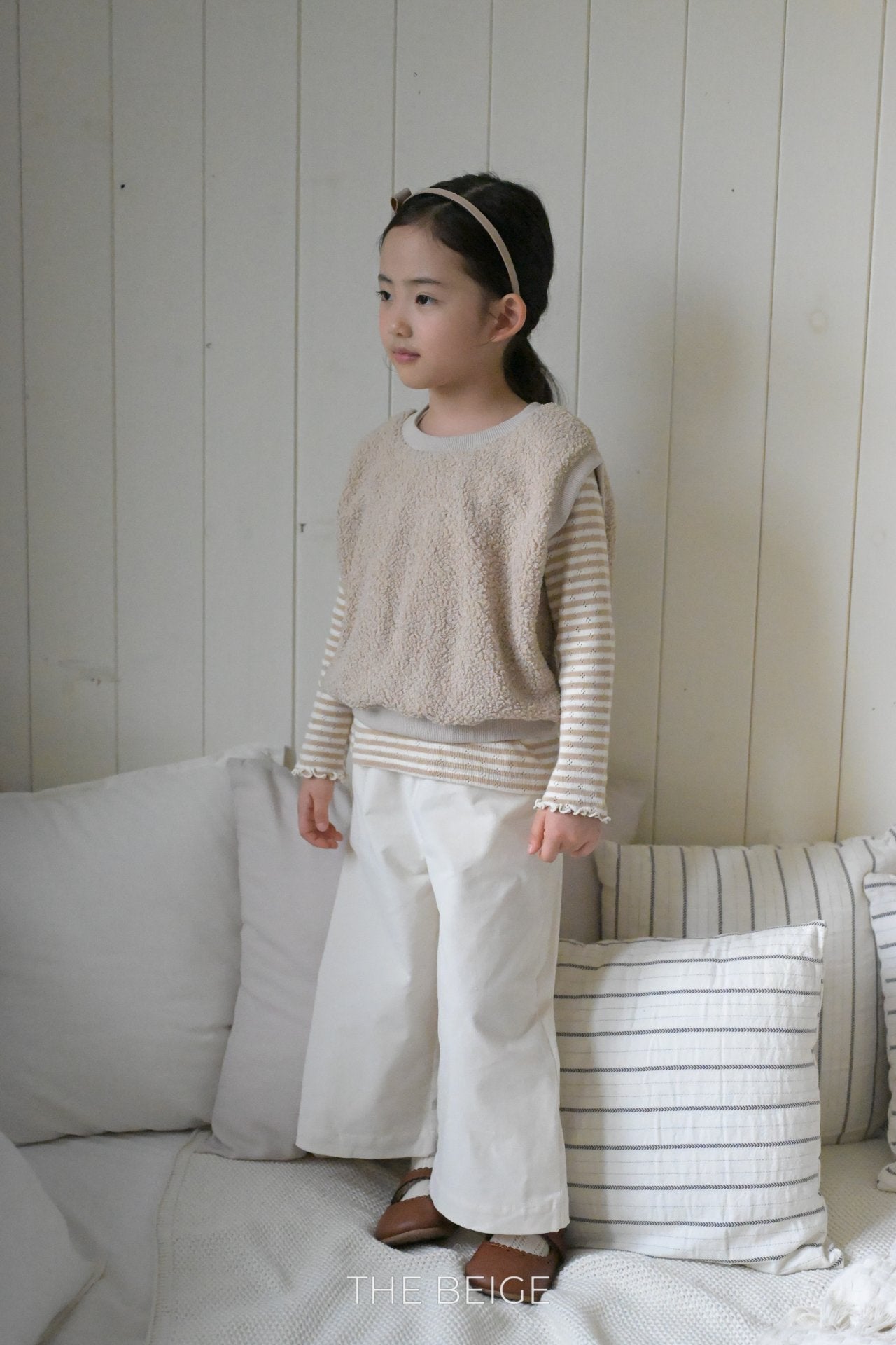 Button Strap Stretch Pants