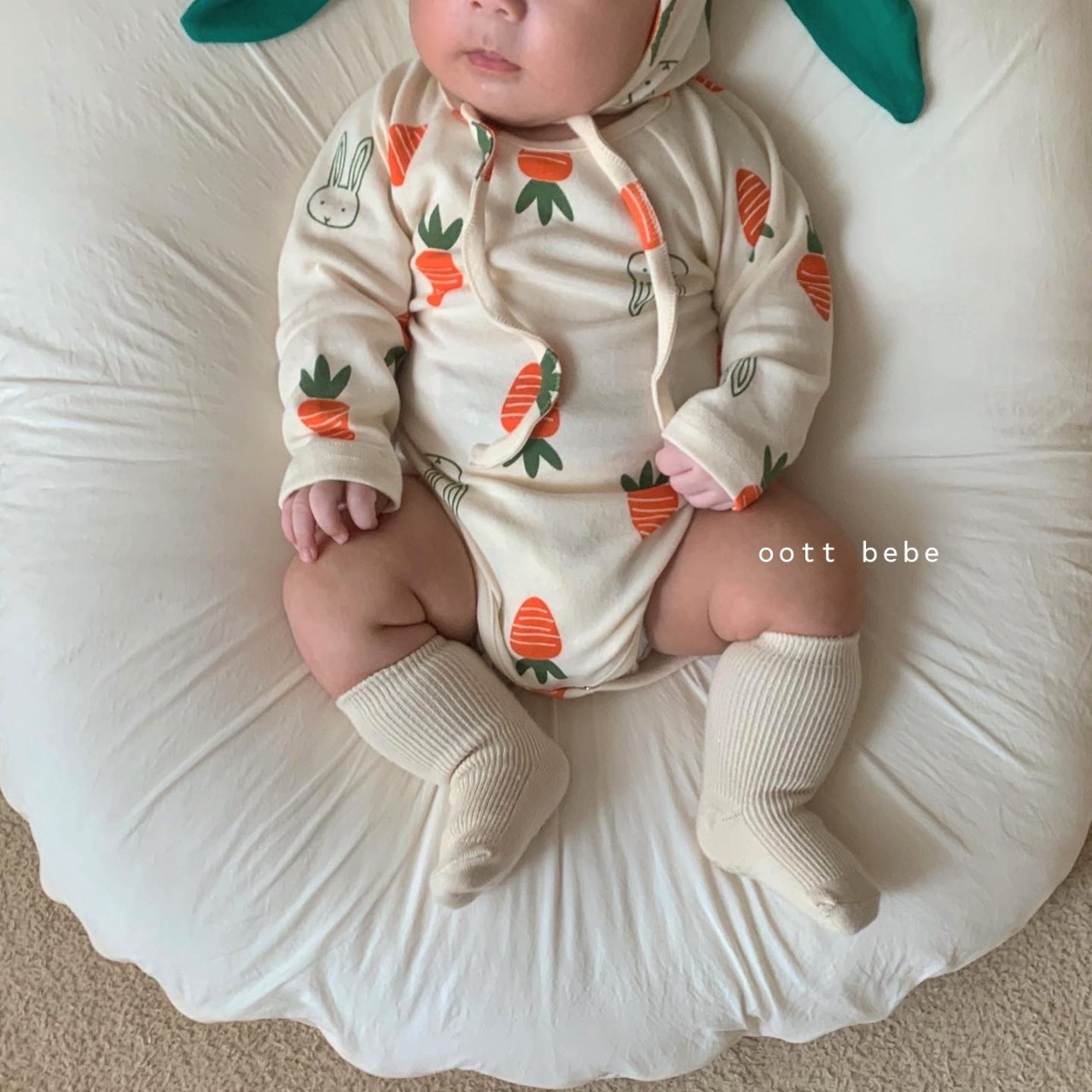 Carrot Bunny Baby Set(Bodysuit + Bonnet)