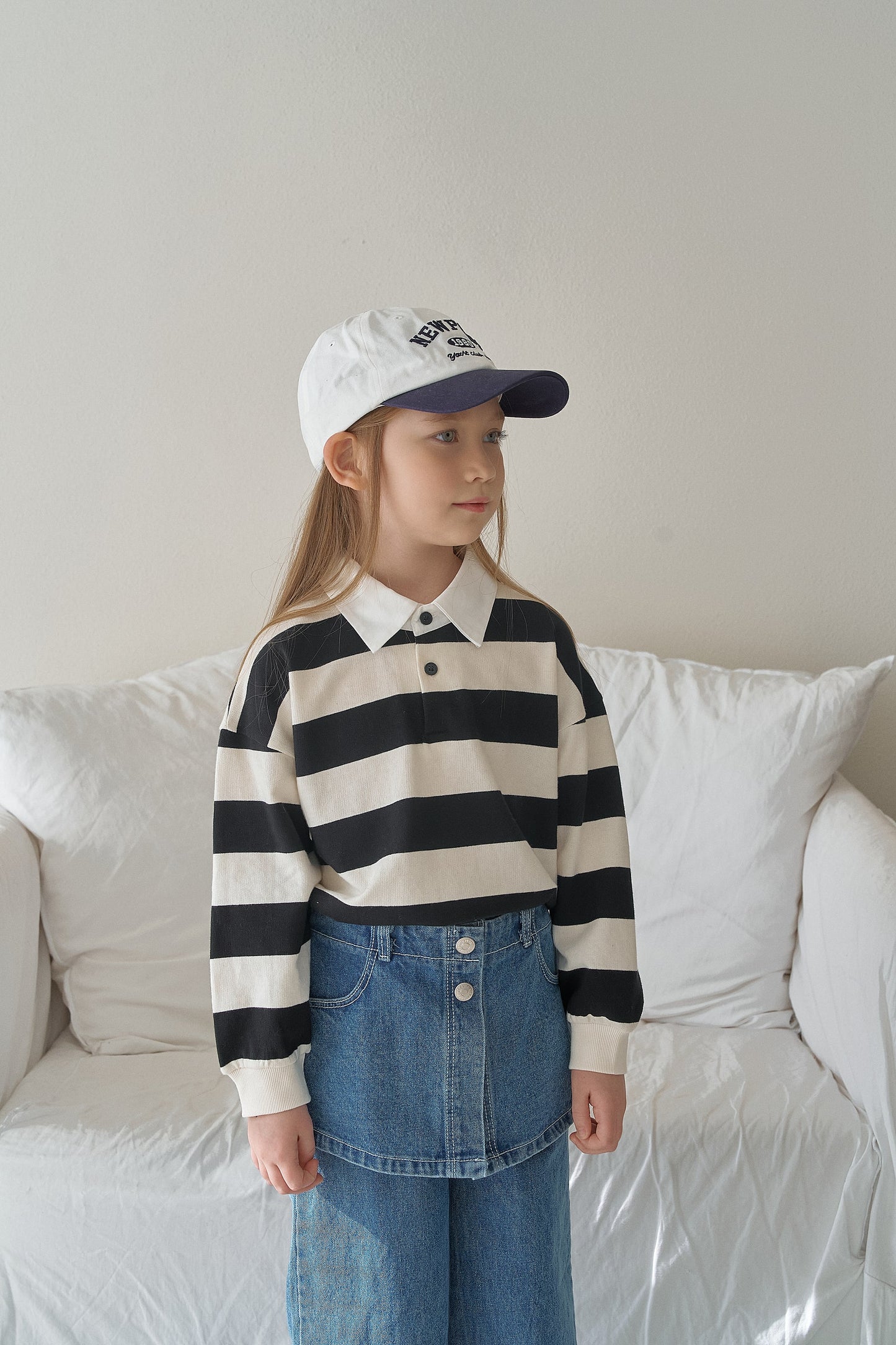 Momoann Collared Sweatshirt