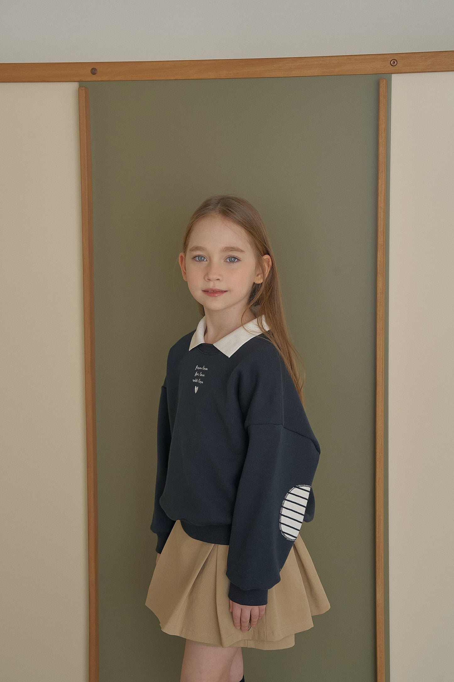 Boxy Collared Sweatshirt