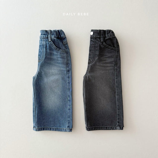 Wide-Leg Washed Jeans