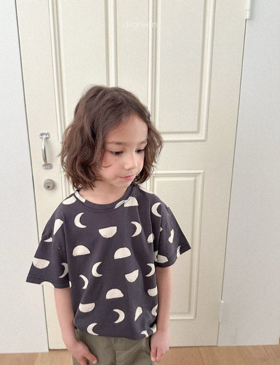 Half Moon Tee