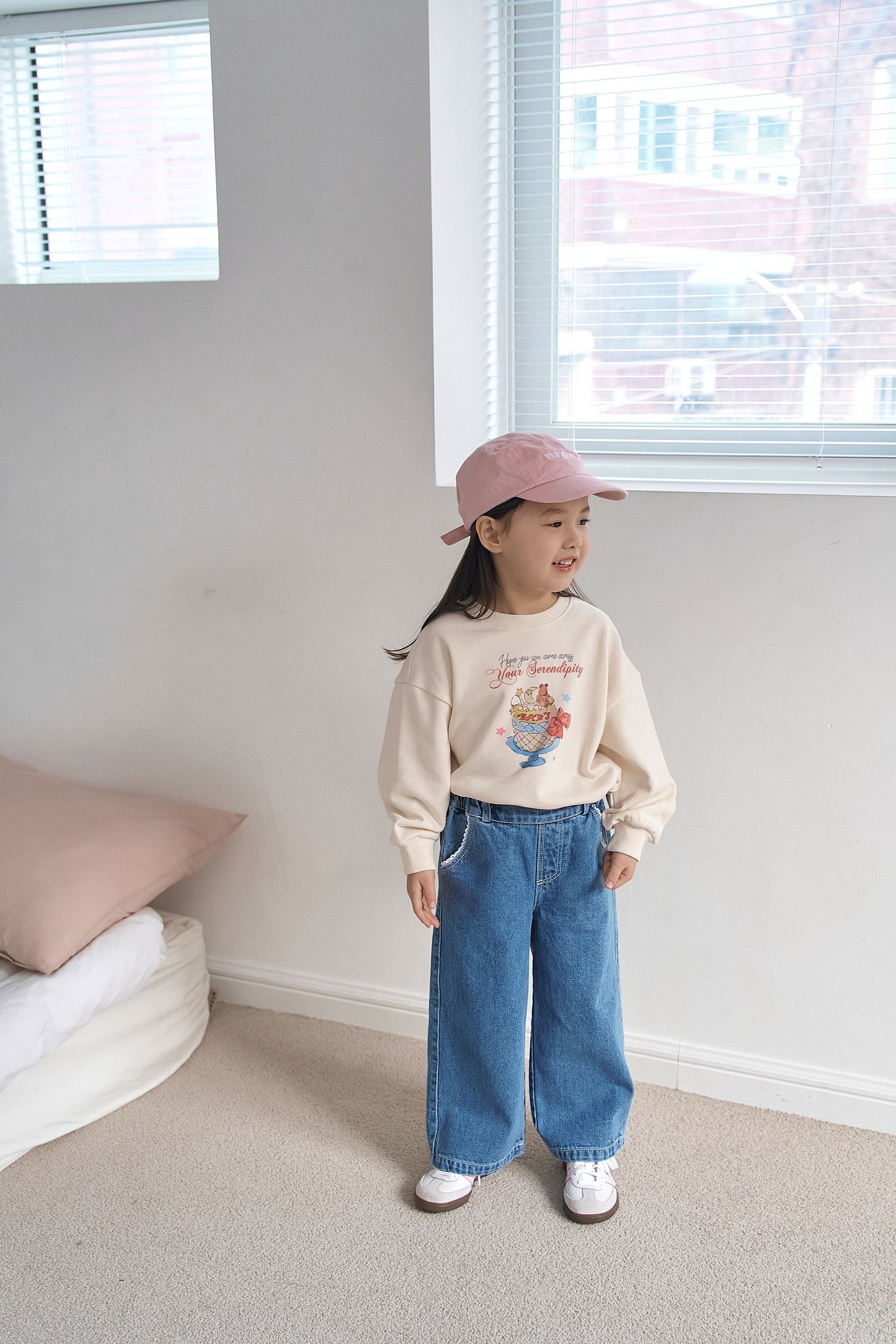 Cake Graphic Sweatshirt