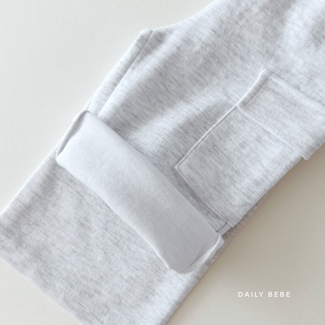 Comfy Wide-Leg Cargo Pants
