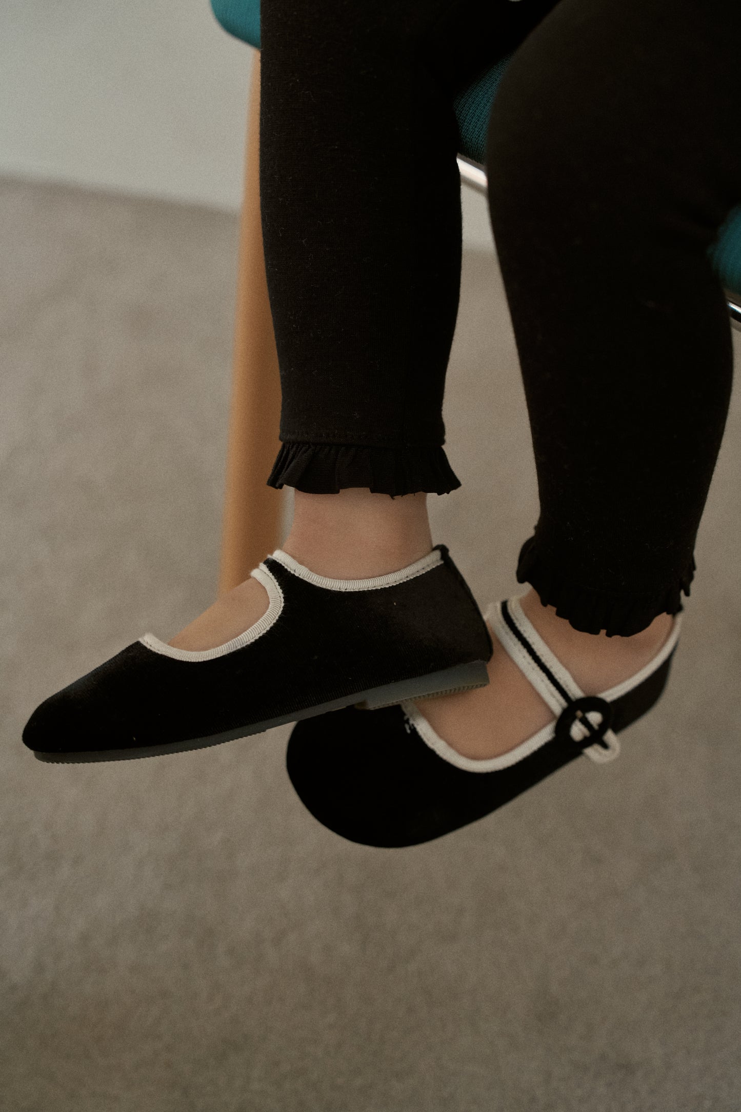 Frill Fleece Leggings