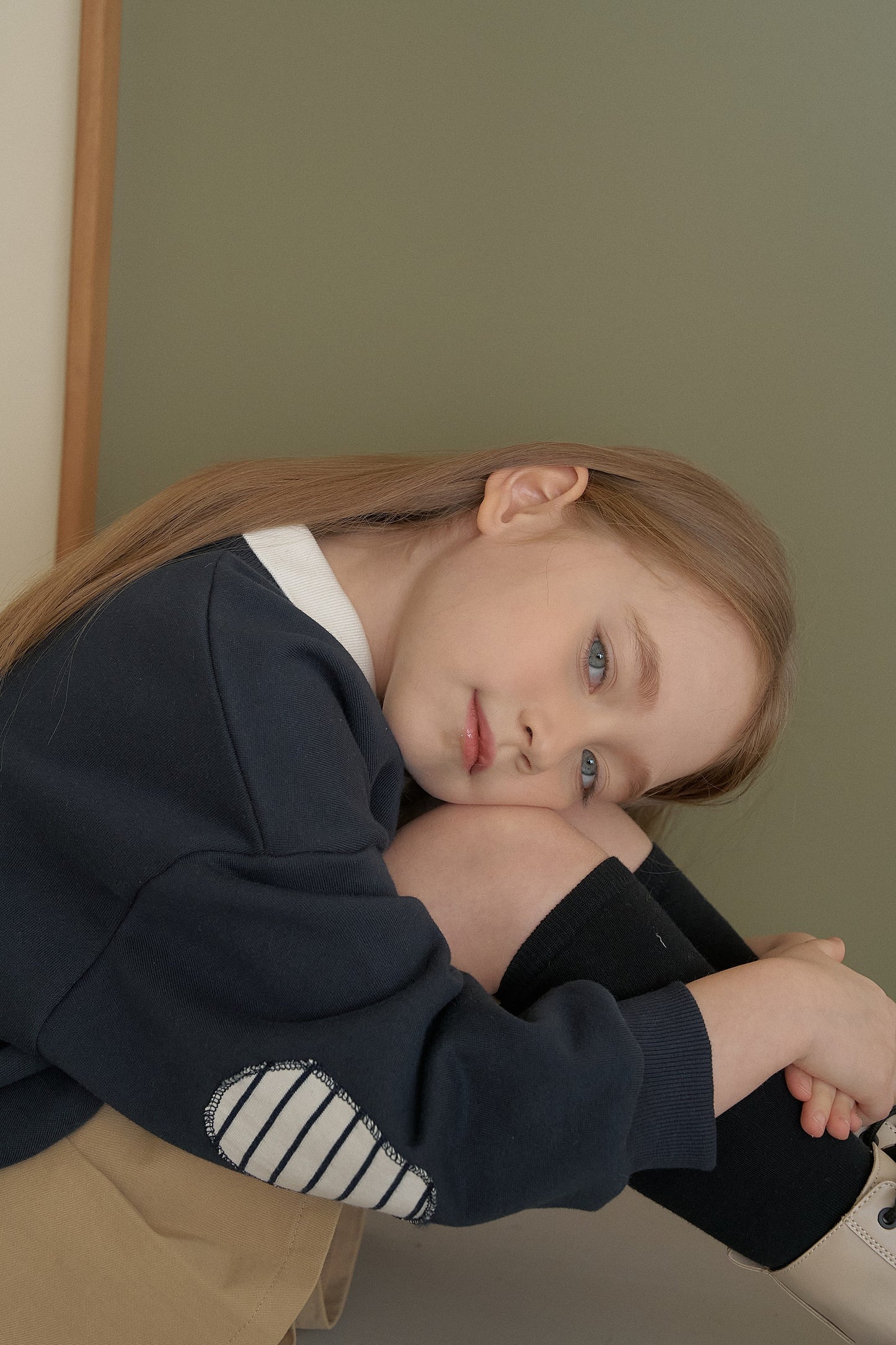 Boxy Collared Sweatshirt