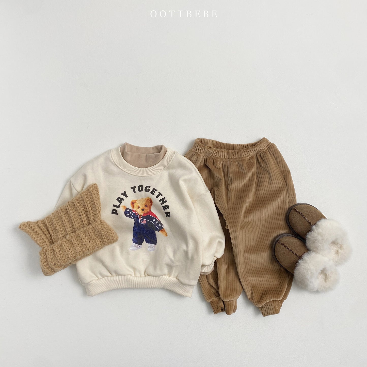 Play Together Sweatshirt(Family Matching Outfit)