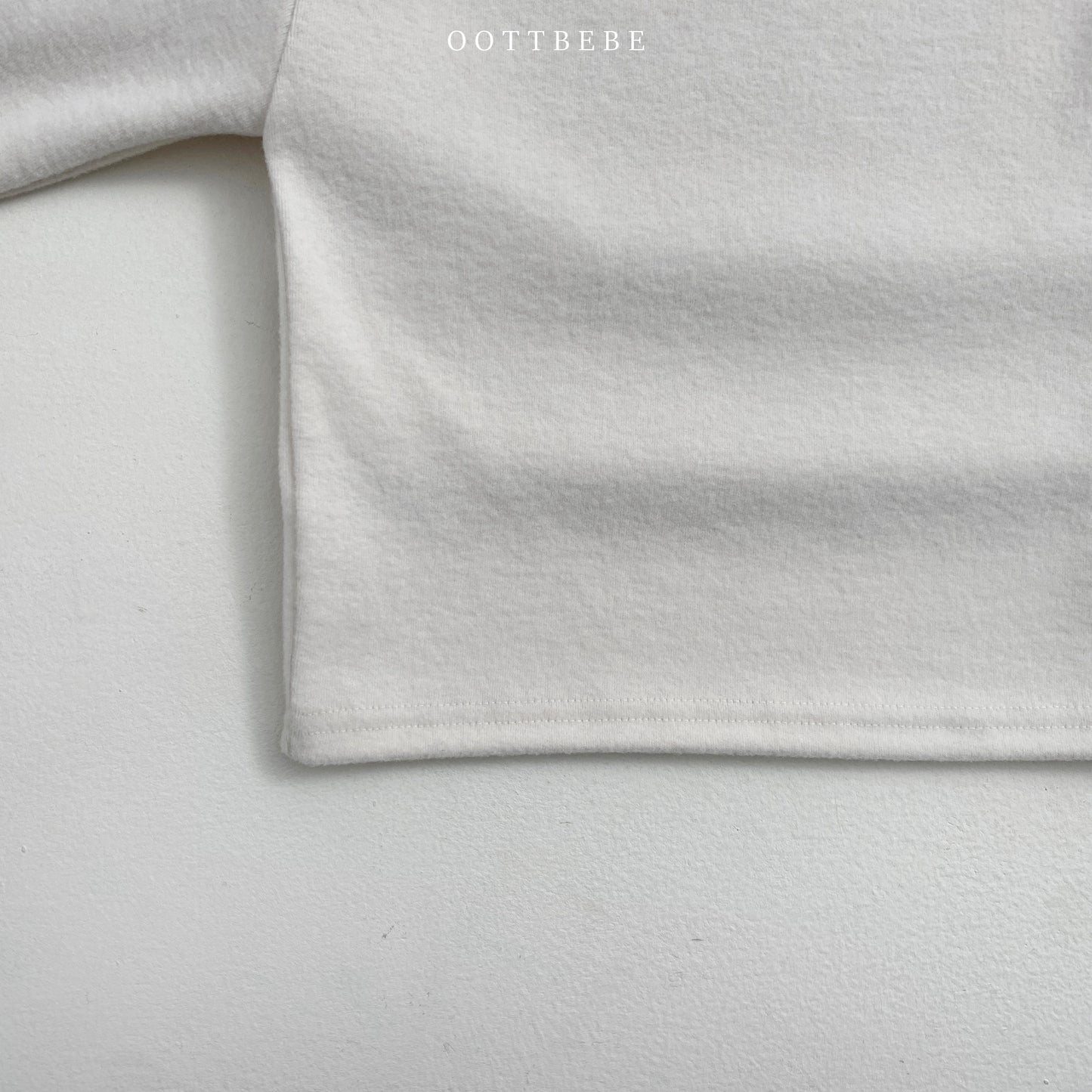 Bongbong Turtleneck T-shirt