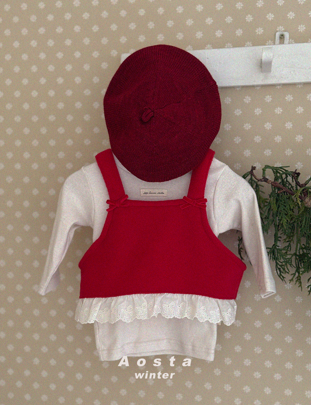 Winter Ribbon Vest