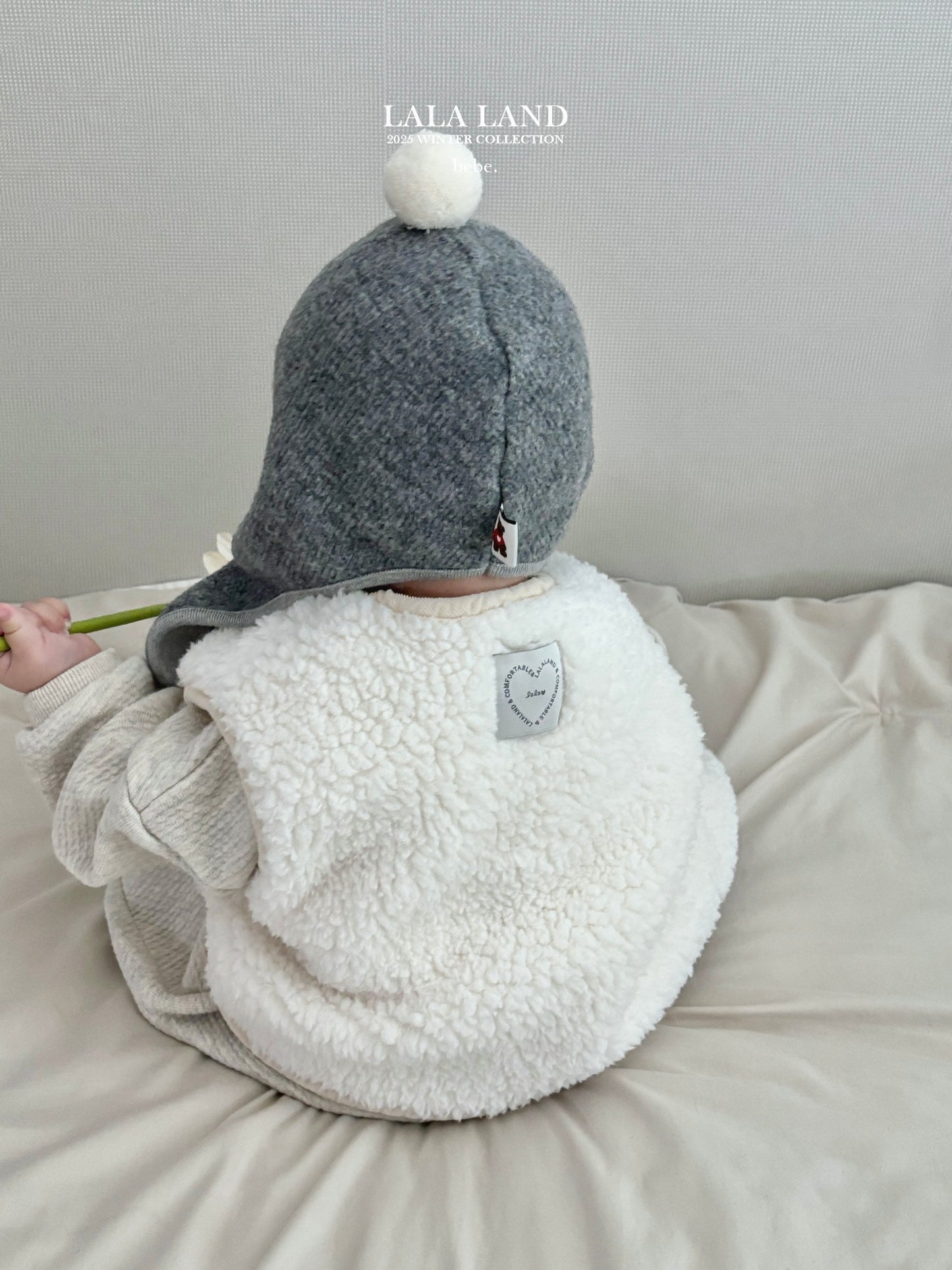 Pompom Bonnet