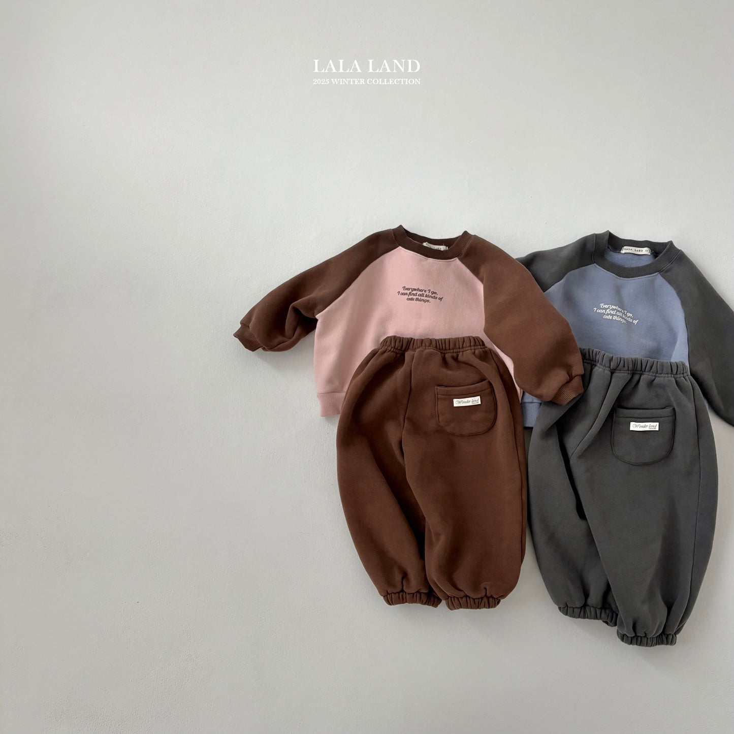 Everywehere Raglan Sweatshirt