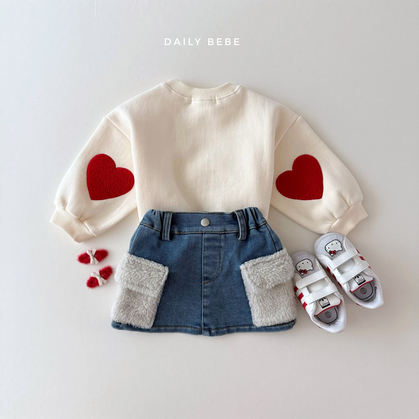 Heart Boucle Sweatshirt