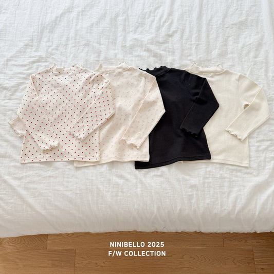 Shushu Turtleneck Tee